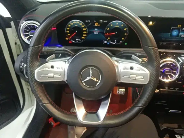 Mercedes-Benz CLA-Class — Фото автомобиля 10