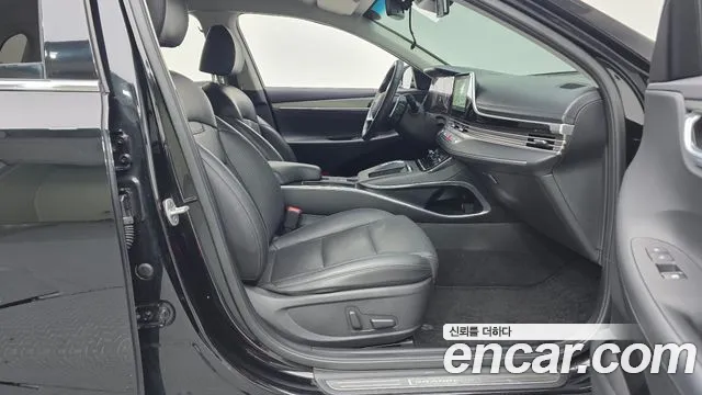Hyundai Grandeur New — Фото автомобиля 11