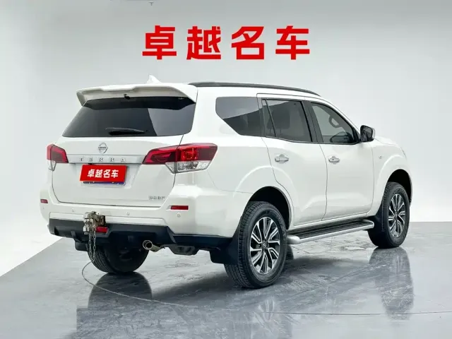 Nissan Terra 2020 2.5L XL Upper Automatic 2WD Luxury Edition — Фото автомобиля 5