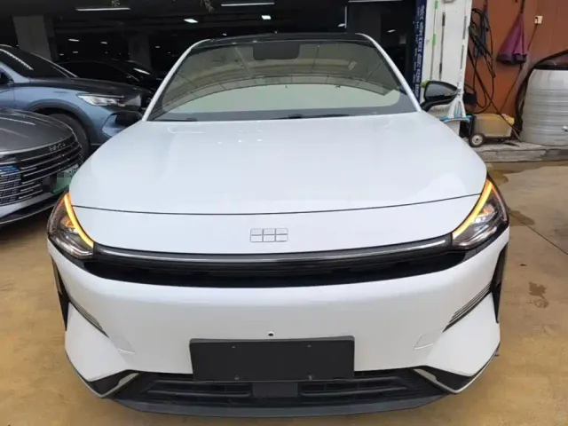 Geely Galaxy L6 — Фото автомобиля 2