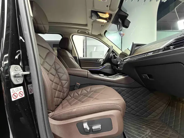BMW X5 — Фото автомобиля 6