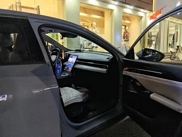 Geely Galaxy L6 — Фото автомобиля 8