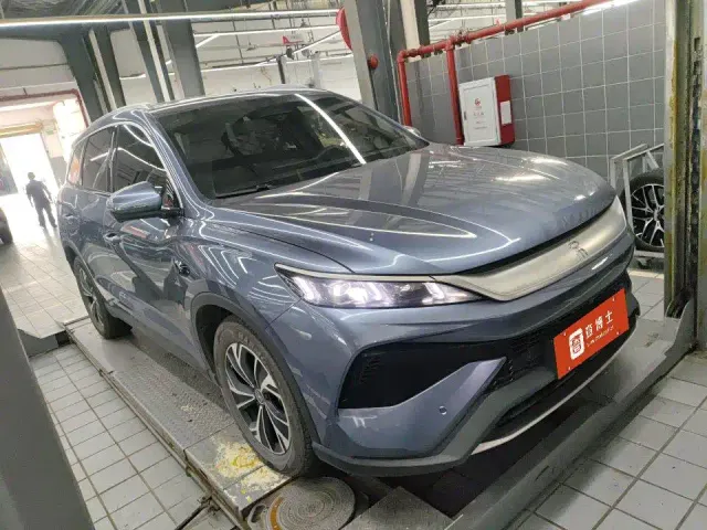 BYD Song Pro — Фото автомобиля 2