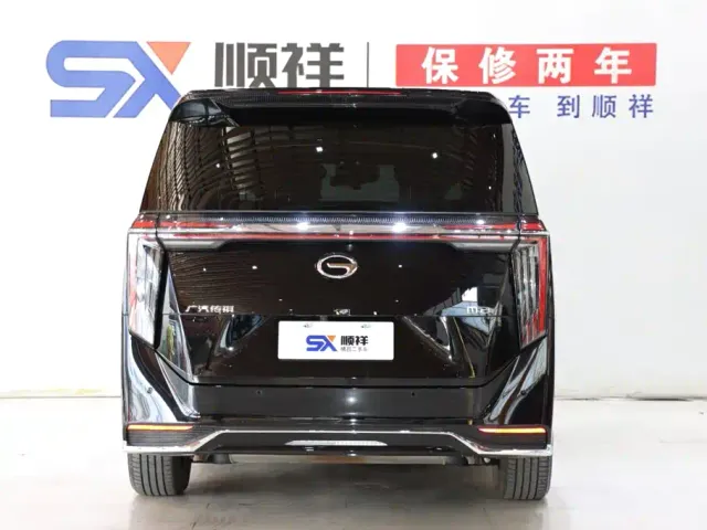 GAC Trumpchi M8 — Фото автомобиля 6