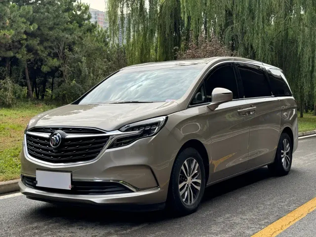 Фотография автомобиля — Buick GL8