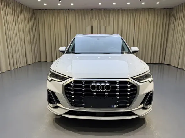 Audi Q3 — Фото автомобиля 2
