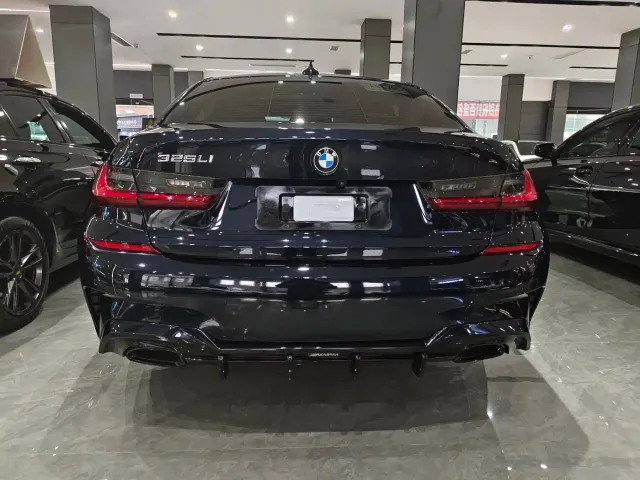 BMW 3 Series — Фото автомобиля 9