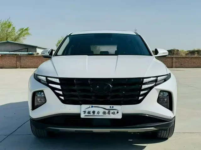 Hyundai Tucson — Фото автомобиля 2