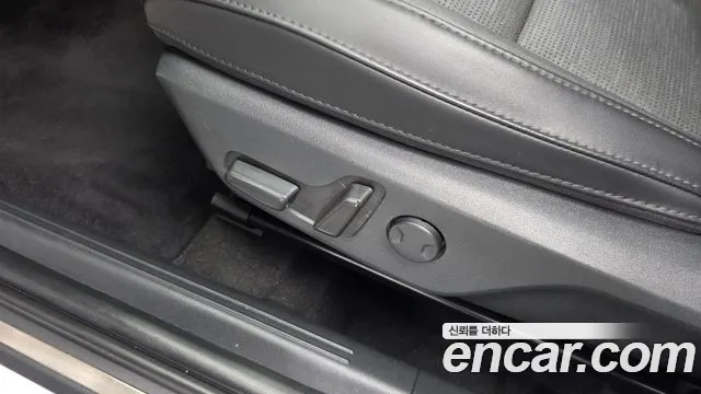 Kia Niro The All New Niro Signature — Фото автомобиля 30