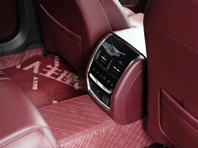 Cadillac CT6 — Фото автомобиля 16