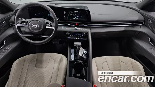 Hyundai Avante CN7 — Фото автомобиля 10