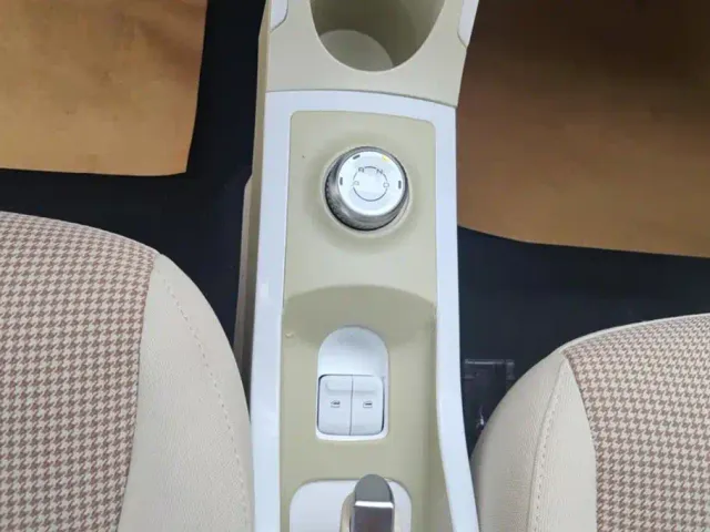 Wuling Hongguang Mini EV — Фото автомобиля 16