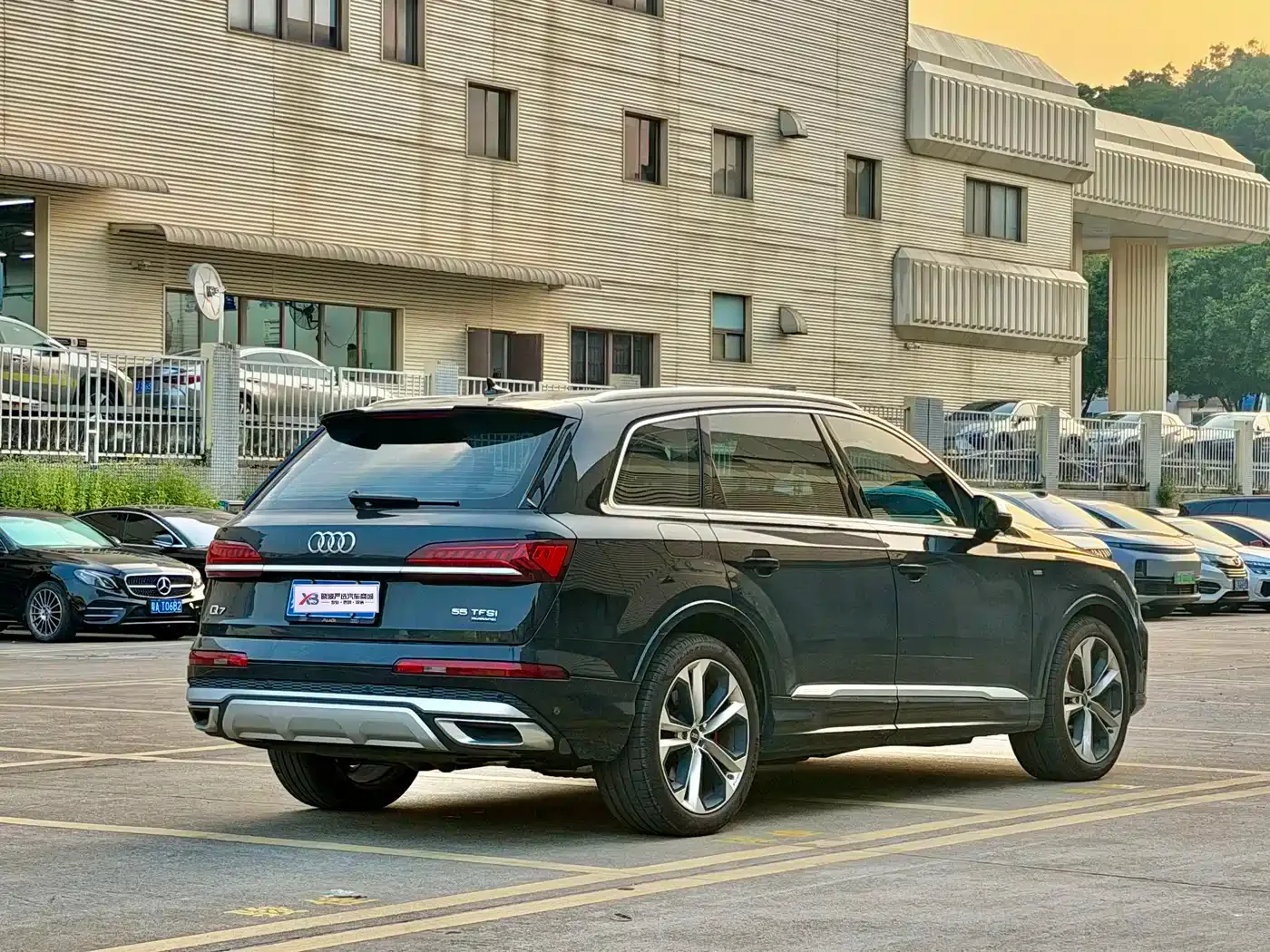 Audi Audi Q7 2022 55 TFSI quattro S line Premium — Фото автомобиля 6