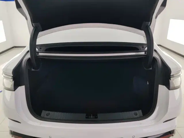 BYD Seal — Фото автомобиля 4