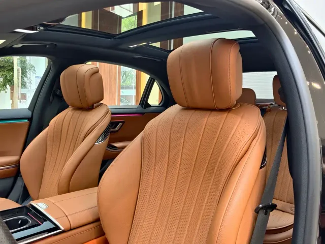 Mercedes-Benz S-Class — Фото автомобиля 19