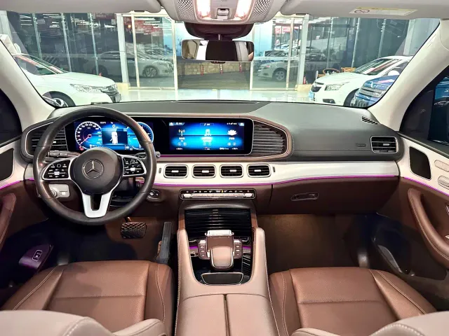 Mercedes-Benz GLE-Class — Фото автомобиля 8