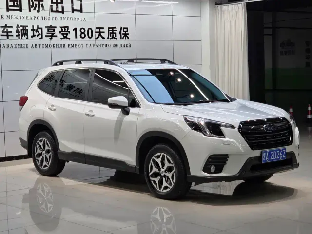 Subaru Forester — Фото автомобиля 3