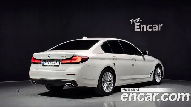 BMW 5 Series G30 — Фото автомобиля 2