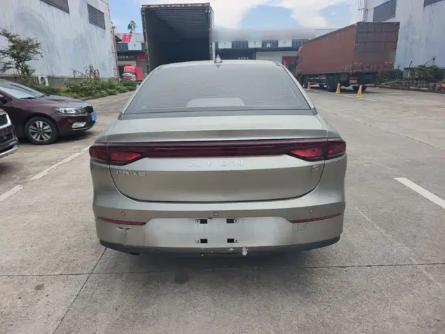 GAC Aion S Plus — Фото автомобиля 5