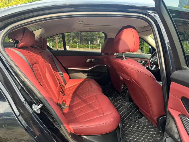 BMW 3 Series — Фото автомобиля 8
