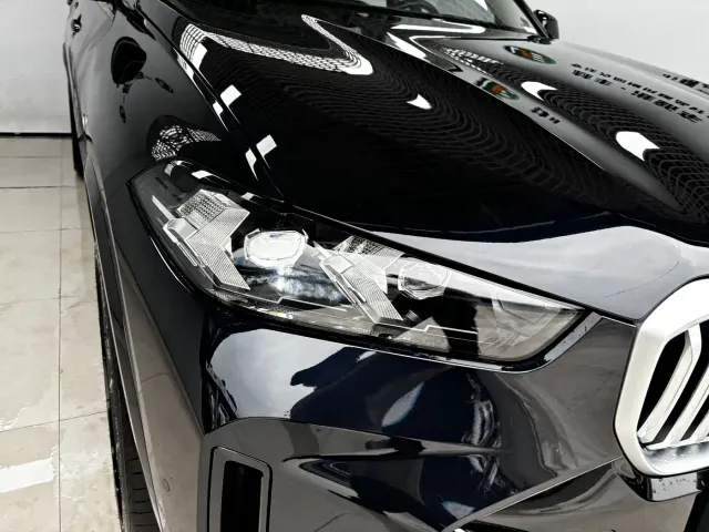 BMW X5 — Фото автомобиля 8