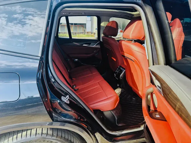 BMW X3 — Фото автомобиля 12