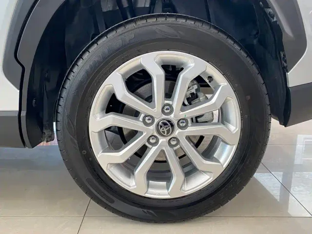 Toyota Frontlander — Фото автомобиля 16
