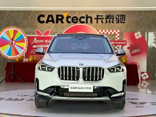 BMW X1 — Фото автомобиля 2