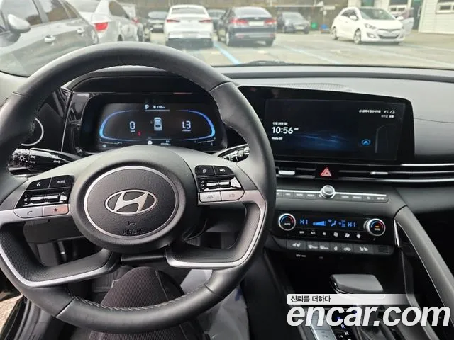 Hyundai AVANTE Новый Avante (CN7) — Фото автомобиля 15