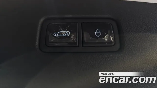 Genesis GV70 2.5T Бензин 2WD — Фото автомобиля 13