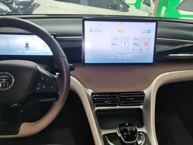 BYD Song Pro — Фото автомобиля 12