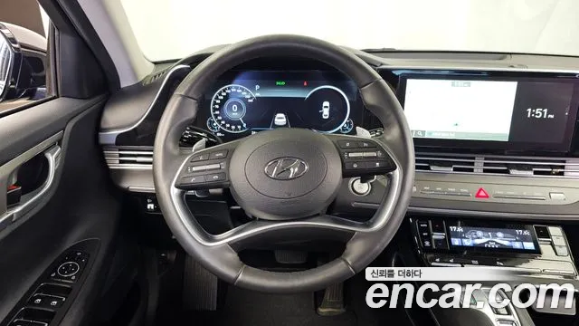 Hyundai Grandeur New — Фото автомобиля 19