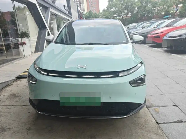 Xpeng G3 — Фото автомобиля 2