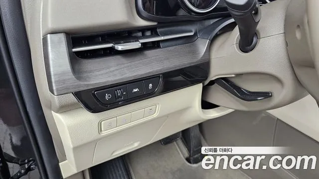 Kia Canival Carnival 4 поколение Дизель 11 мест Prestige — Фото автомобиля 14