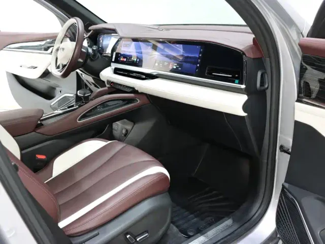 Geely Xingyue L — Фото автомобиля 8