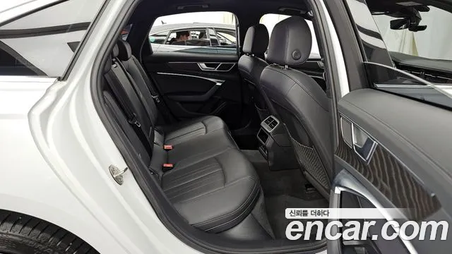 Audi A6 45 TFSI quattro Premium — Фото автомобиля 12