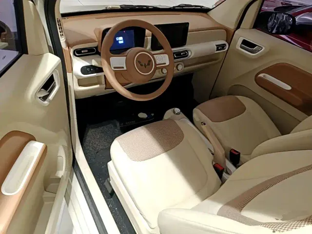 Wuling Hongguang Mini EV — Фото автомобиля 15