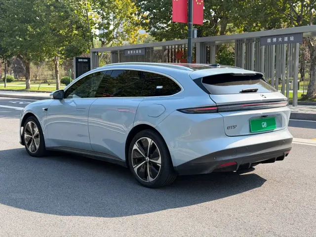 Nio ET5 Touring — Фото автомобиля 16