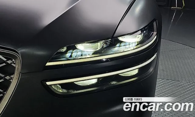 Genesis GV70 — Фото автомобиля 7