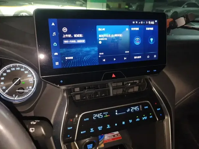 Toyota Harrier — Фото автомобиля 9