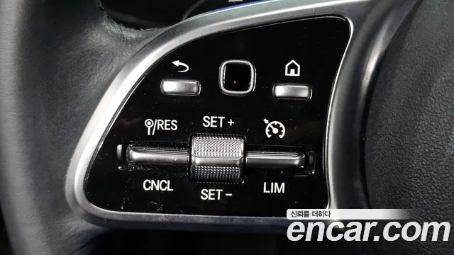 Mercedes-Benz A-Class W177 — Фото автомобиля 16