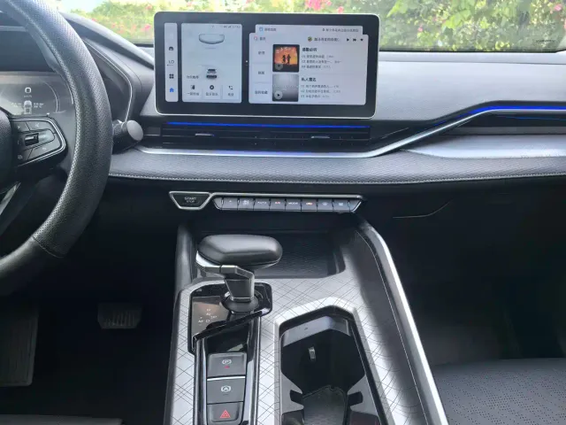 Geely Xingrui — Фото автомобиля 15