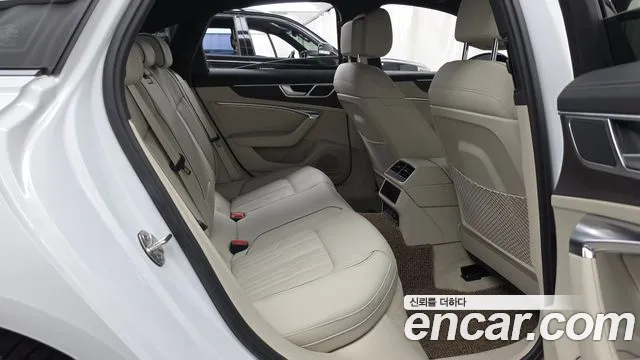 Audi A6 45 TFSI quattro Premium — Фото автомобиля 12