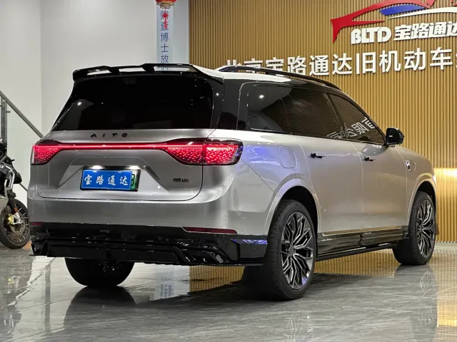 AITO Wenjie AITO M9 2025 Extended Range Ultra 52kWh 6-Seater — Фото автомобиля 6