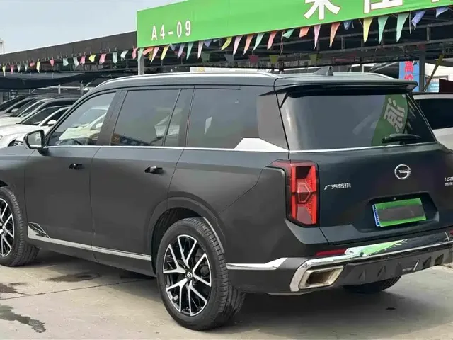GAC Trumpchi GS8 — Фото автомобиля 4
