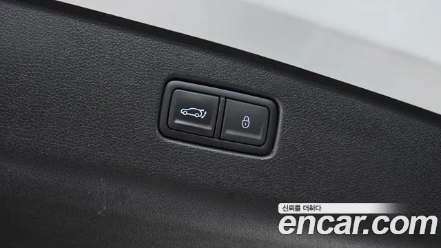 Genesis GV70 2.5T Бензин 2WD — Фото автомобиля 30