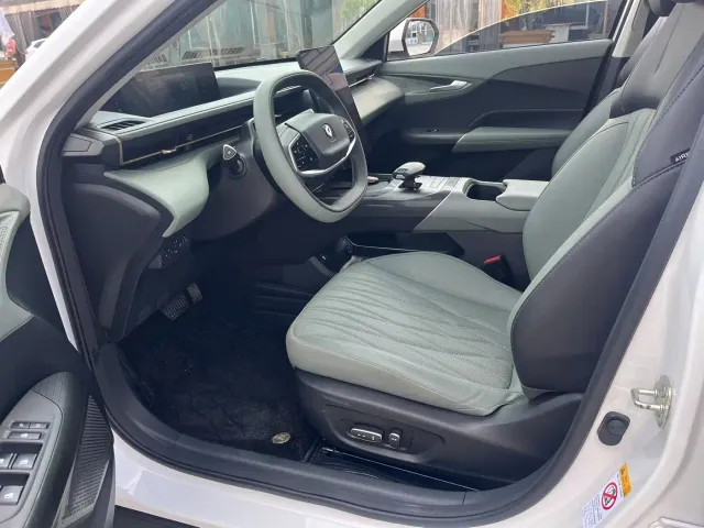 Changan Lamore — Фото автомобиля 4