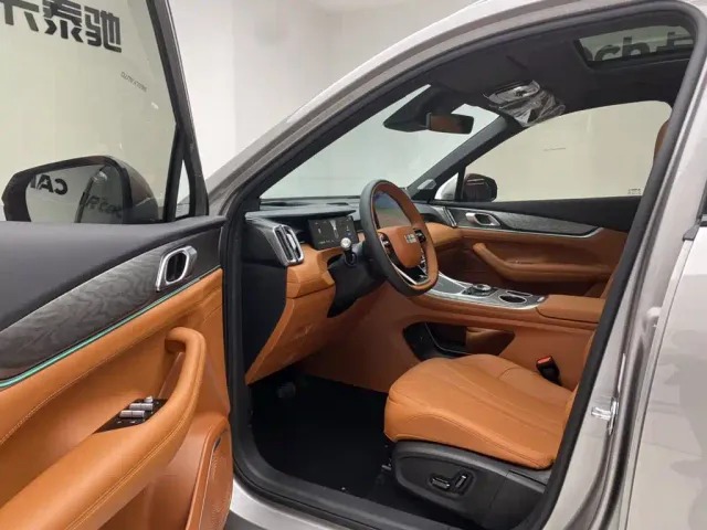 Geely Galaxy M7 — Фото автомобиля 17