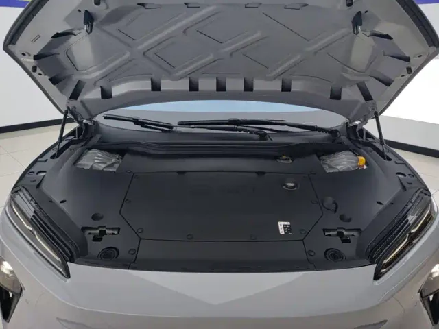 Nio ET5 Touring — Фото автомобиля 10