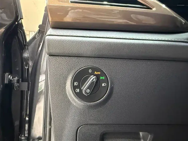 Volkswagen Tharu — Фото автомобиля 9